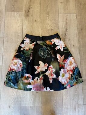 🌸 Ted Baker Floral A-Line Skirt in Black with Pink & Green Blooms